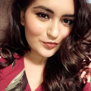 Meet your Posher, Lucia